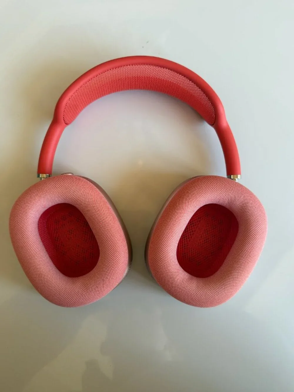 Apple AirPods Max 2 in Orange